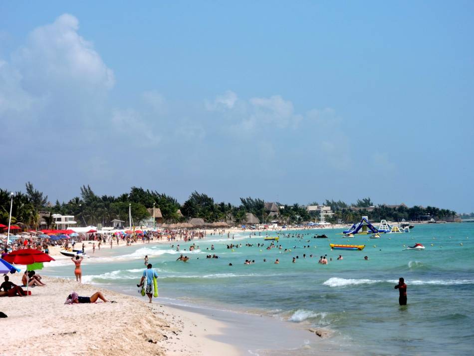 DSCN0200 beach at Playa Del Carmen