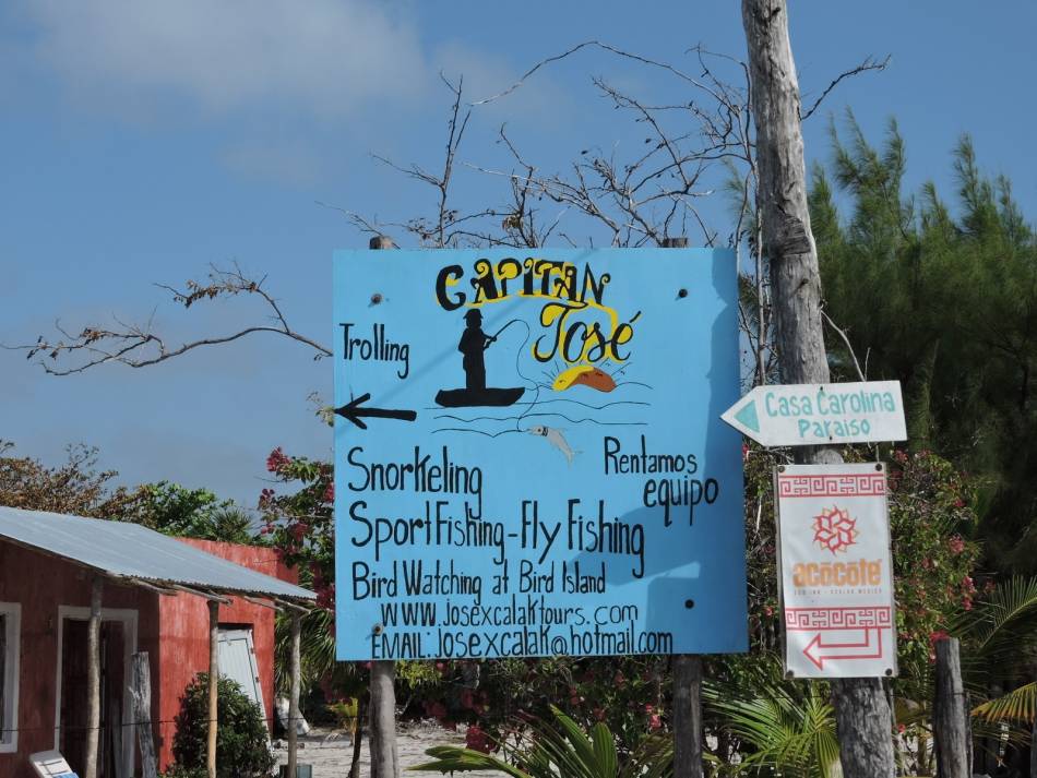 DSCN0327 Captain Luis' sign