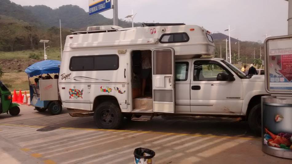 TIgger at inspection station