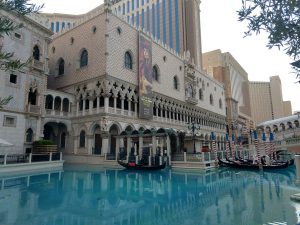 Read more about the article Back Into the USA to Sell – Vegas, Part 1